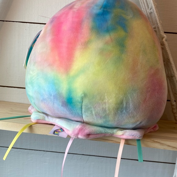 Janet the Jellyfish Squishmallow NWT - Picture 4 of 6